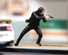 Load image into Gallery viewer, 1:24 Painted Figure Model Miniature Resin Diorama Sand Killer Suit Man Black