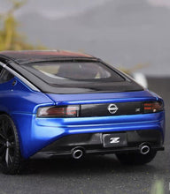 Load image into Gallery viewer, Maisto 1:24 Blue 2023 Nissan Z Racing Sports Model Toy Diecast Metal Car BN