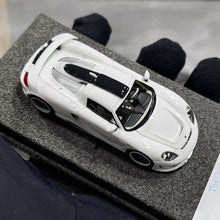 Load image into Gallery viewer, 1:64 Laboratory White Gemballa Mirage GT Sports Model Diecast Resin Car New Collection