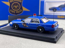 Load image into Gallery viewer, Rollin 1:64 Michigan MIPD Police CV CROWN VICTORIA Model Diecast Metal Car New Collection