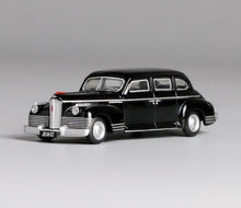 Load image into Gallery viewer, Perka 1:64 Black ZIS 110 Sedan Classic Vintage Model Diecast Metal Car New Collection