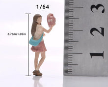 Load image into Gallery viewer, 1:64 Painted Figure Model Miniature Resin Diorama Toy Sand Pretty Girl With Hat
