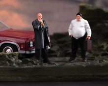 Load image into Gallery viewer, 1:64 Painted Figure Model Miniature Resin Diorama Sand Fierce Bandits Set Man