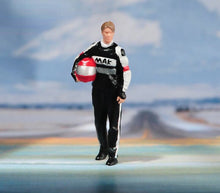 Load image into Gallery viewer, 1:64 Painted Figure Model Miniature Resin Diorama Sand Toy Racing People Racer New