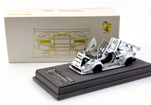 Load image into Gallery viewer, Topart 1:64 White LBWK Countach Racing Sports Model Diecast Metal Car New Collection