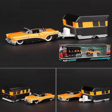 Load image into Gallery viewer, Maisto 1:64 1955 Century Alameda Traveler Trailer Tow & Go Model Metal Car