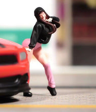 Load image into Gallery viewer, 1:64 Painted Figure Model Miniature Resin Diorama Sand Sunshine GIrl Sweet Candy New Collection