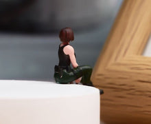 Load image into Gallery viewer, 1:64 Painted Figure Model Miniature Resin Diorama Lady in Black Sitting Cool Toy
