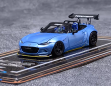 Load image into Gallery viewer, YM 1:64 Blue Miata MX5 Pandem Roadster Convertible Model Diecast Resin Car New