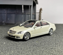 Load image into Gallery viewer, MH 1:64 White S-Class S600L W221 Luxury Sedan Sports Model Diecast Metal Car