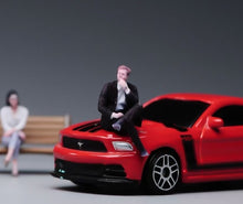 Load image into Gallery viewer, 1:64 Painted Figure Model Miniature Resin Diorama Suit Man Businessman Sitting A