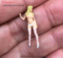 Load image into Gallery viewer, 1:64 Painted Figure Mini Model Miniature Resin Diorama Sand Sexy Girl Lady