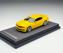 Load image into Gallery viewer, GOC 1:64 Yellow Camaro Coupe SS Sports Model Diecast Metal Car New Collection