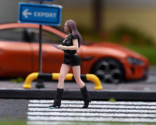 Load image into Gallery viewer, 1:64 Painted Figure Model Miniature Resin Diorama Toy Sand Sexy Walking Beauty