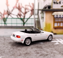 Load image into Gallery viewer, HJ 1:64 White JDM MX5 Miata Eunos Roadster Sports Model Diecast Metal Car New