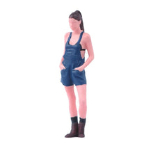 Load image into Gallery viewer, 1:64 Painted Figure Model Miniature Resin Diorama Sand Girl Lady Pretty Friends