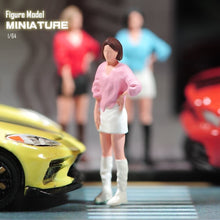 Load image into Gallery viewer, 1:64 Painted Unpainted Figure Model Miniature Resin Diorama Short Hair Girl Sand New