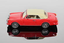 Load image into Gallery viewer, GFCC 1:64 Red 1993 Corniche IV Drophead Luxury Model Diecast Metal Car