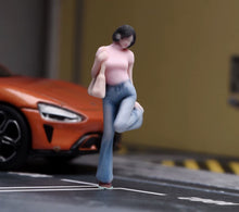 Load image into Gallery viewer, 1:64 Painted Figure Model Miniature Resin Sand Diorama Pink Top Pretty Girl Lady