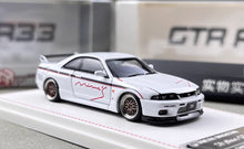 Load image into Gallery viewer, FH 1:64 JDM White Skyline GTR R33 Mines Sports Model Diecast Metal Car New Collection