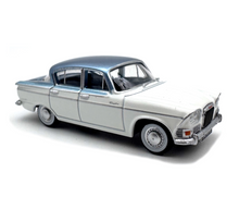 Load image into Gallery viewer, 1:76 1963 Humber MKI Classic Vintage Sedan Sports Model Diecast Metal Car New Collection