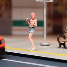 Load image into Gallery viewer, 1:24 Painted Figure Model Miniature Resin Diorama Sand Ice Cream Girl Lady