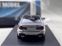 Load image into Gallery viewer, MJ 1:64 Gray M5 F90 Luxury Sedan Sports Model Diecast Metal Car New Collection
