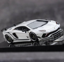 Load image into Gallery viewer, RW 1:64 White LP740S Aventador S Hard Top Sports Model Diecast Resin Car New Collection