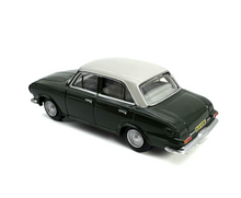 Load image into Gallery viewer, 1:76 Green VAUXHALL FB Sedan Sports Model Diecast Metal Car New Collection