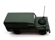 Load image into Gallery viewer, 1:76 Green Military Defender ORV Reconnaissance Model Diecast Metal Car New Collection