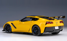 Load image into Gallery viewer, AUTOart 1:18 Yellow CORVETTE C7 ZR1 Racing Sports Model Diecast Metal Car
