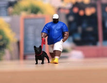 Load image into Gallery viewer, 1:64 Painted Figure Model Miniature Resin Diorama Sand Walking Dog Strong Man