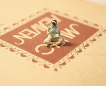 Load image into Gallery viewer, 1:64 Painted Figure Model Miniature Resin Diorama Sand Outdoor Camping picnic