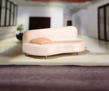 Load image into Gallery viewer, 1:64 Painted Figure Model Miniature Resin Diorama Sand Christmas Girl Sofa Red New Collection