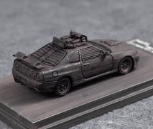 Load image into Gallery viewer, SW 1:64 Skyline GTR R34 Mad Max Figure Sports Model Diecast Metal Car New Collection