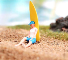Load image into Gallery viewer, 1:64 Painted Figure Model Miniature Resin Diorama Sand Surfer Surf Man Boy Toy Collection