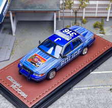 Load image into Gallery viewer, GOC 1:64 HEC Albuquerque Police Crown Victoria CV Model Diecast Metal Car New Collection