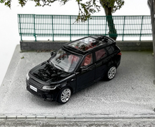 Load image into Gallery viewer, WHELART 1:64 2018 Black Range Rover Sports SUV Model Diecast Metal Car New Collection