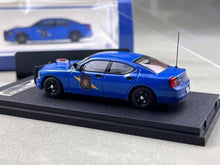 Load image into Gallery viewer, Rollin 1:64 2008 Blue Michigan MIP Police Charger Model Diecast Metal Car New Collection
