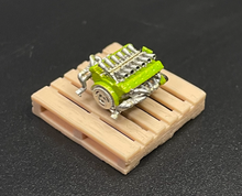 Load image into Gallery viewer, 1:64 3D V12 LS1 Engine Garage Mechanic Display Model Resin For Car New