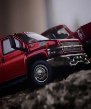 Load image into Gallery viewer, GOC 1:64 Red Kodiak C4500 Muscle Pickup Truck Model Diecast Metal Car New Collection