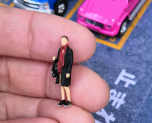 Load image into Gallery viewer, 1:64 Painted Figure Mini Model Miniature Resin Diorama Lady Gentleman Man Street