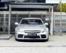 Load image into Gallery viewer, GUM 1:64 Silver SL65 AMG R230 Coupe Sports Model Diecast Metal Car New Collection
