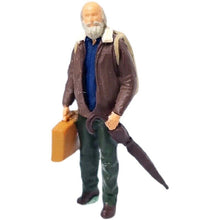 Load image into Gallery viewer, 1:64 Painted Figure Mini Model Miniature Resin Diorama Sand People Man Lady Set