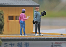 Load image into Gallery viewer, 1:64 Painted Figure Mini Model Miniature Resin Diorama Gym Sport Lady Man Couple New Scene