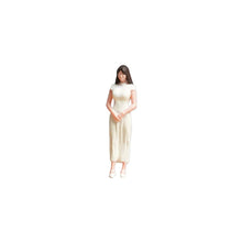 Load image into Gallery viewer, 1:64 Painted Figure Model Miniature Resin Diorama Toy Sand White Qipao Lady Girl