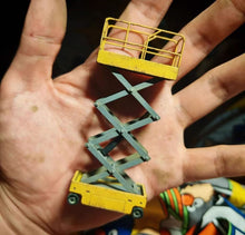 Load image into Gallery viewer, 1:64 Painted Figure Model Miniature Resin Sand Toy Aerial Work Platform Repair