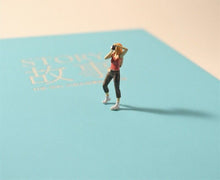 Load image into Gallery viewer, 1:64 Painted Figure Model Miniature Resin Diorama Sand Outdoor Explore Hiking