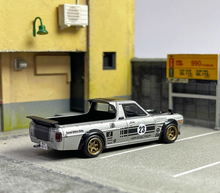 Load image into Gallery viewer, INNO 1:64 JDM SUNNY HAKOTORA Pickup Truck Sports Model Diecast Metal Car