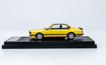 Load image into Gallery viewer, SW 1:64 Yellow E24 635 CSI Couple Classic Sports Model Diecast Metal Car New